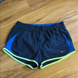 Nike Athletic Shorts Size Small